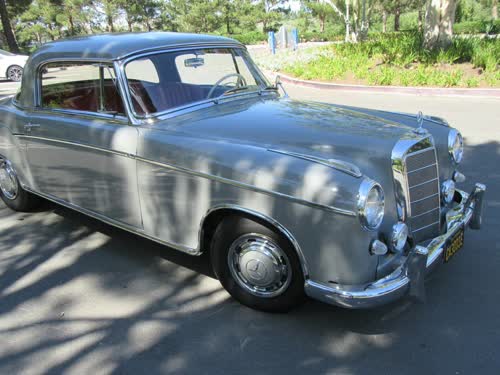 1960 Mercedes 220SE Coupe